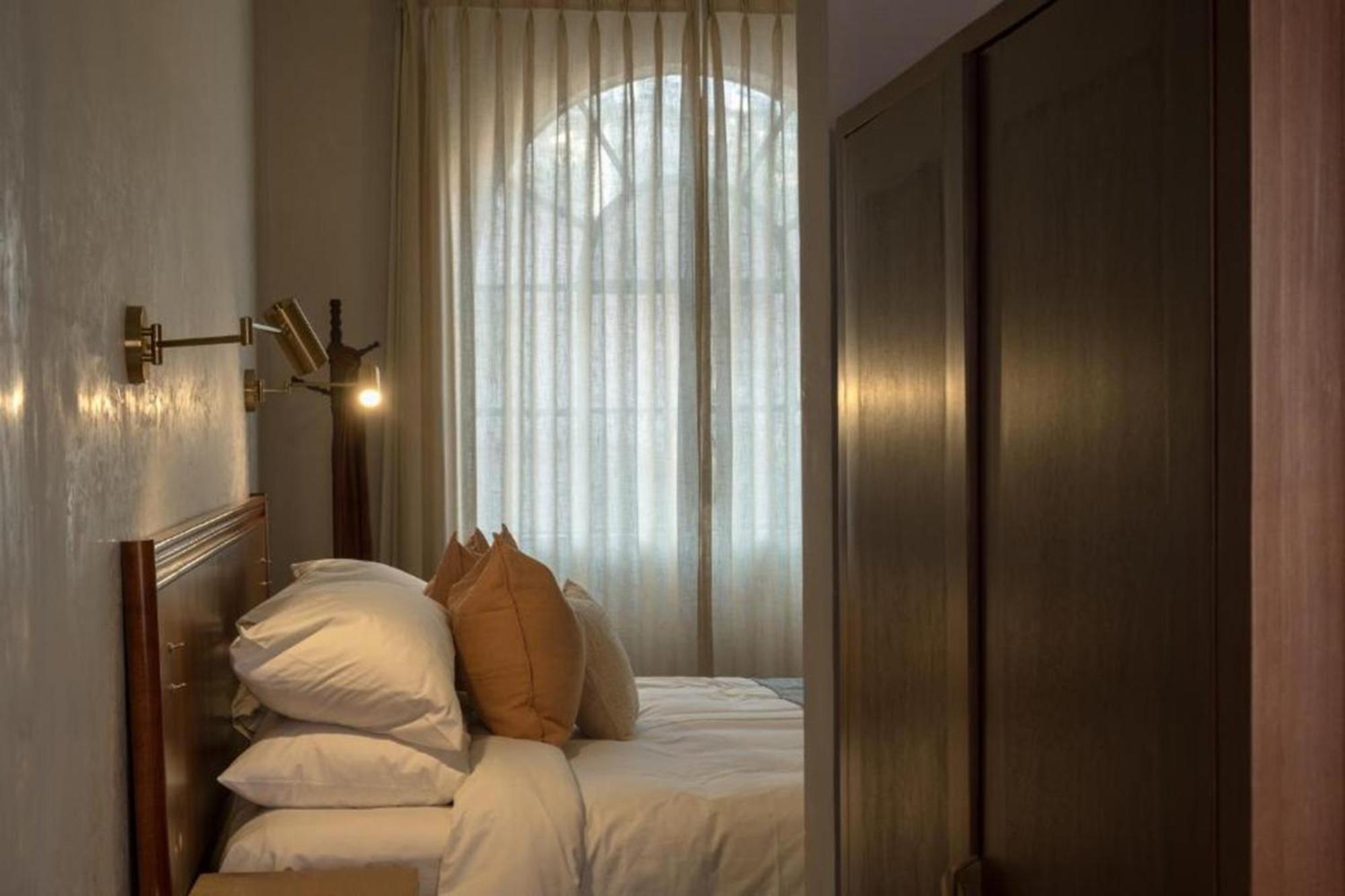 קרטרו Hotel Hercules מראה חיצוני תמונה