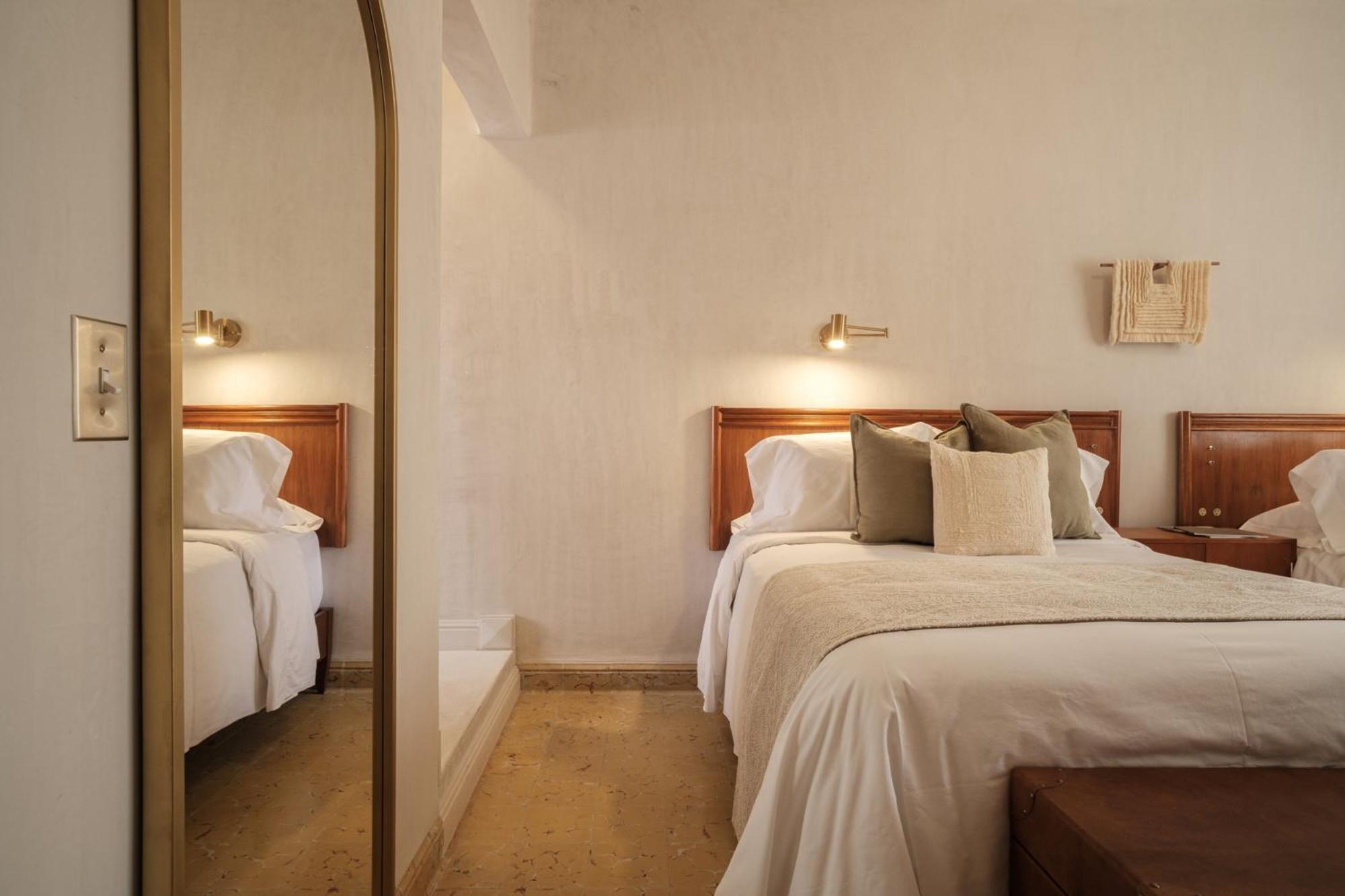 קרטרו Hotel Hercules מראה חיצוני תמונה