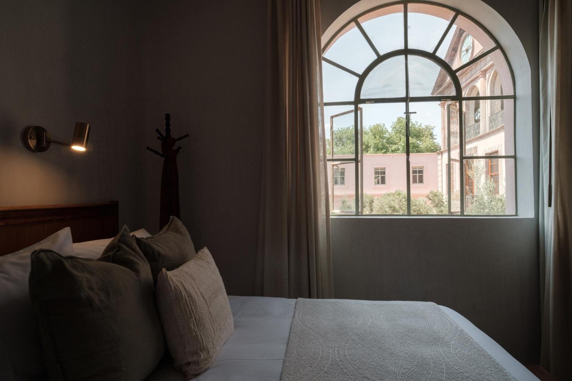 קרטרו Hotel Hercules מראה חיצוני תמונה